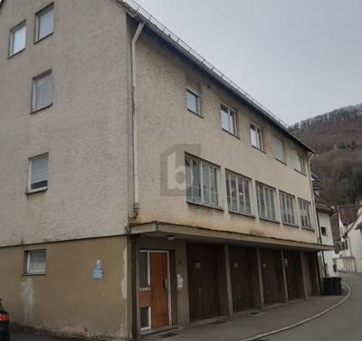 IDEALE KOMBINATION AUS ARBEIT & LEBEN - Wohn- & Geschäftshaus Bad Urach | Angebot:26826685