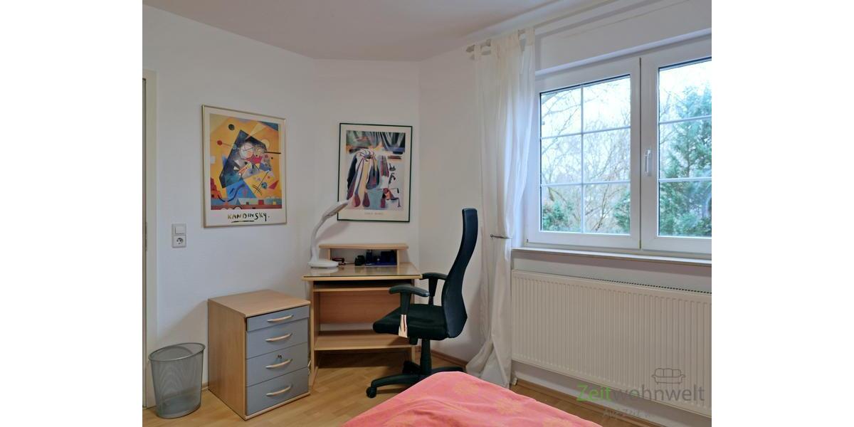 kleine Schreibtisch-Ecke