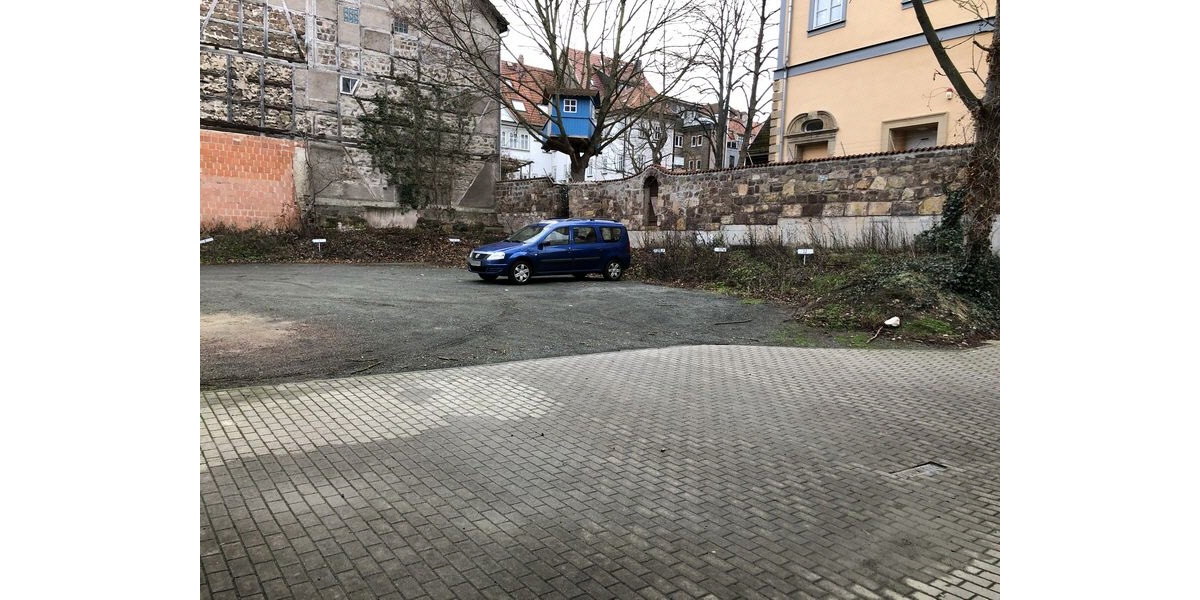 Stellplatz auf dem Innenhof