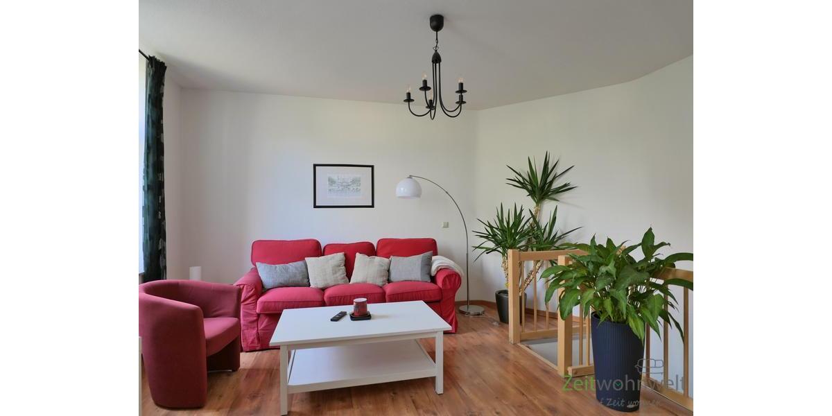 Sofa und Innentreppe