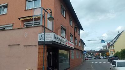 RAUMWUNDER MIT GESCHÄFTSRÄUMEN ZENTRAL - Mehrfamilienhaus, Wohnhaus Bisingen | Angebot:26786300