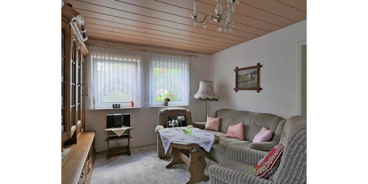 Blick ins Wohnzimmer