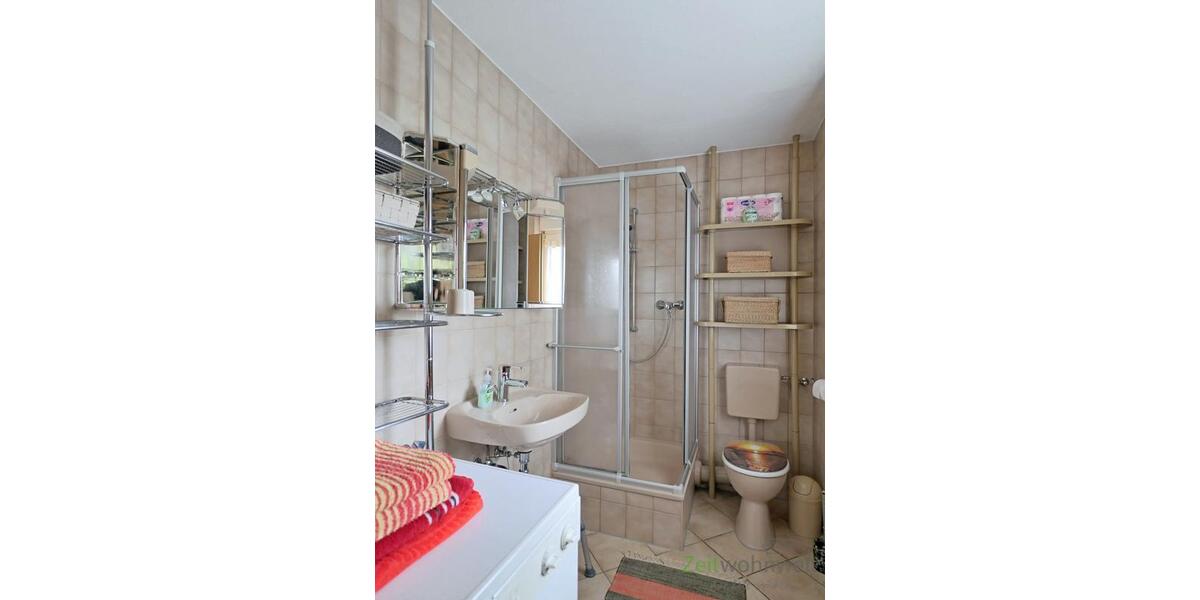 Dusche im Bad