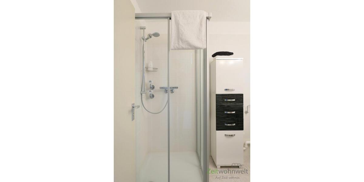 Dusche im Bad