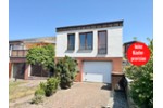 HORN IMMOBILIEN ++ Haus mit Einliegerwohnung (vermietet) in Neubrandenburg Bergstraße - Zweifamilienhaus Neubrandenburg | Angebot:27248996