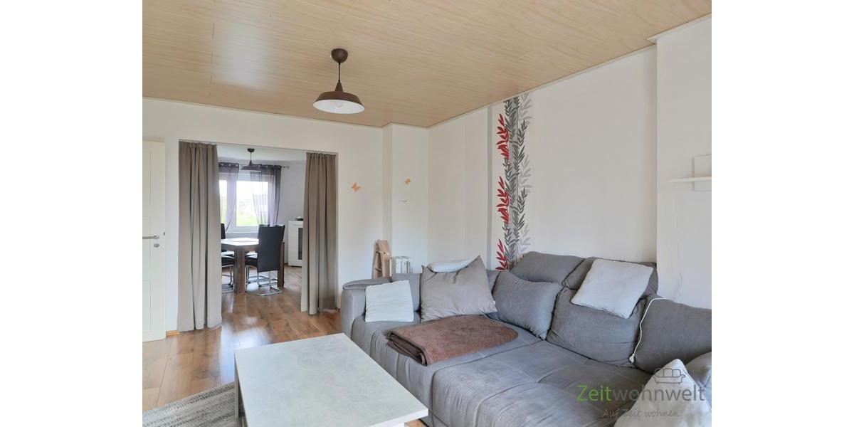 Blick Wohnzimmer zu Esszimmer