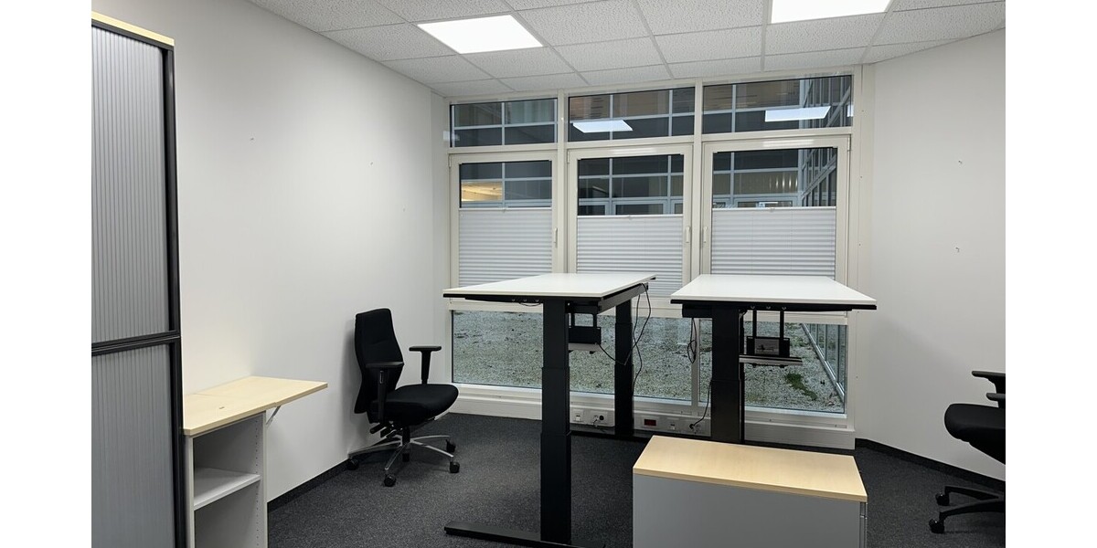Büro zum Lichthof
