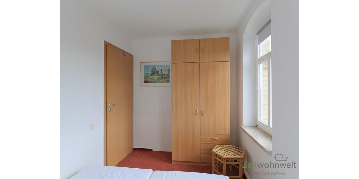 Kleiderschrank
