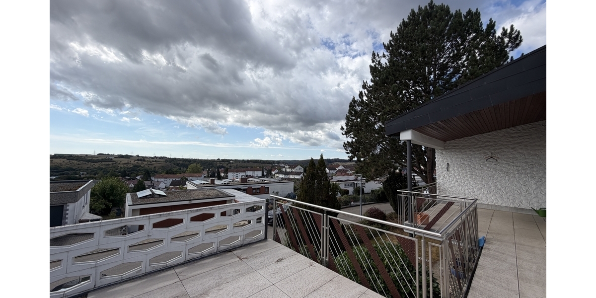 Ansicht Außen Balkon