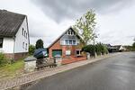 ATTRAKTIVE LAGE UND VIEL PLATZ - Zweifamilienhaus Fahrdorf | Angebot:27436854