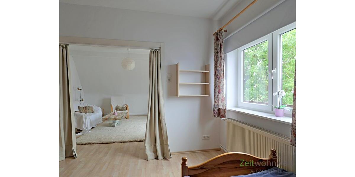 Blick vom Schlafzimmer zum Wohnzimmer