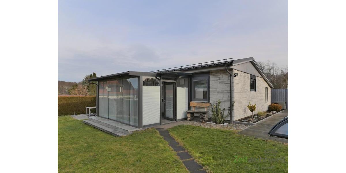 (EF1235_M) Dresden: BühlauWeißer Hirsch, kleiner möblierter massiver Bungalow mit Wintergarten - Etagenwohnung Dresden Bühlau/Weißer Hirsch | Angebot:27157327