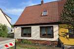 Teilsanierte Einfamilien-DHH in beliebter Wohnlage - Doppelhaushälfte Unterwellenborn | Angebot:27295802
