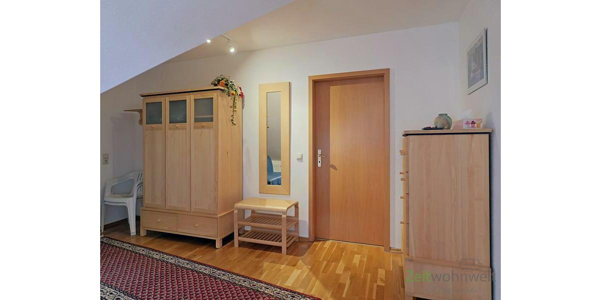 Wohnungsflur mit Schränken