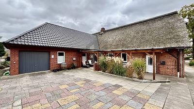 ATTRAKTIVES ANLAGEOBJEKT IN TOP LAGE - Mehrfamilienhaus, Wohnhaus Salzhausen | Angebot:27083817