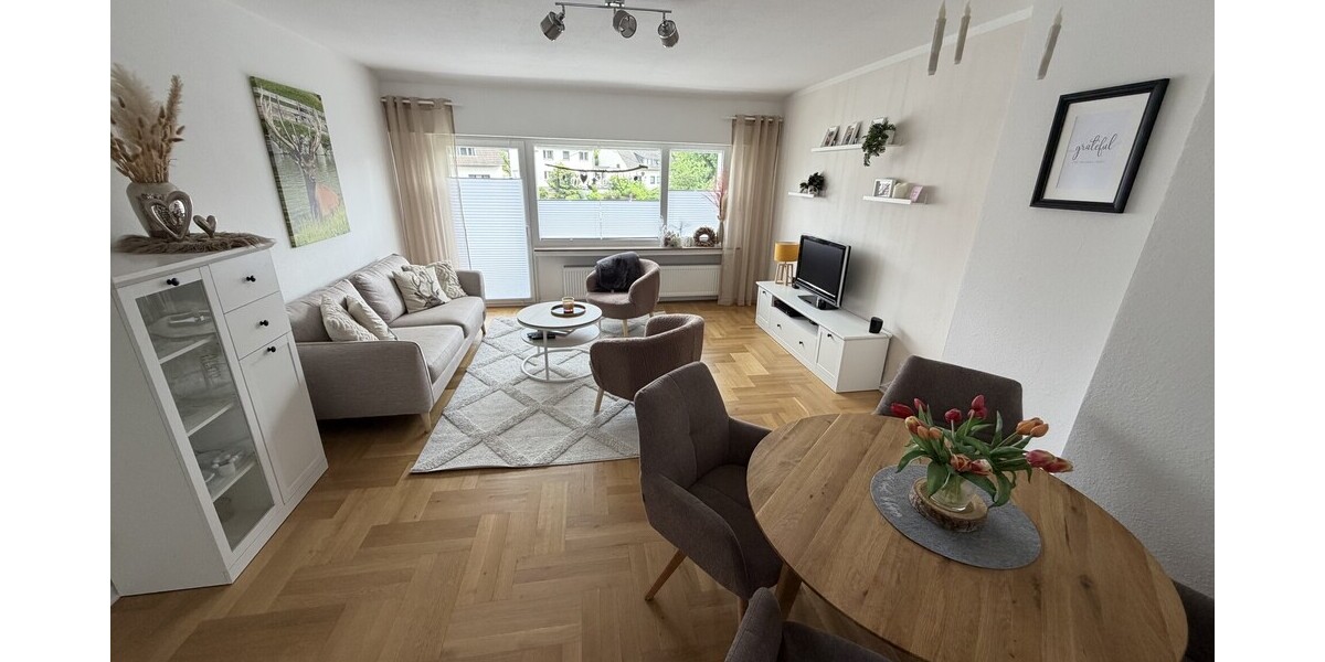 Moderne 4-Zimmer-Dachgeschosswohnung mit 2 Balkonen - Dachgeschoßwohnung Königswinter | Angebot:26979215