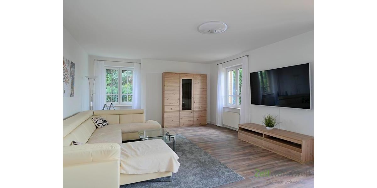 XXL-TV im Wohnzimmer