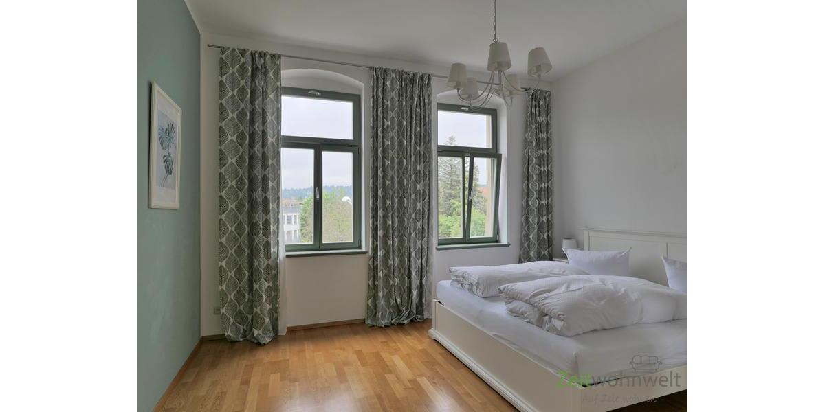 Blick ins Schlafzimmer