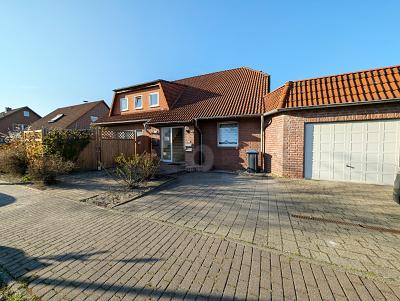 TOP-LAGE MIT FAST 3500 EUR MIETEINNAHMEN - Mehrfamilienhaus, Wohnhaus Wolfsburg Almke | Angebot:27164893