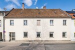 Großzügiges Zweifamilienhaus mit verborgenem Garten in der Innenstadt von Cham - Mehrfamilienhaus, Wohnhaus Cham | Angebot:26298154