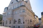 Imposantes Mehrfamilienhaus mit extra Grundstück - Einfamilienhaus Schneeberg | Angebot:21117705