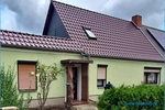 Attraktives Einfamilienhaus mit viel Potenzial für Eigennutzer in Barby (Elbe) - Doppelhaushälfte Barby | Angebot:26857176