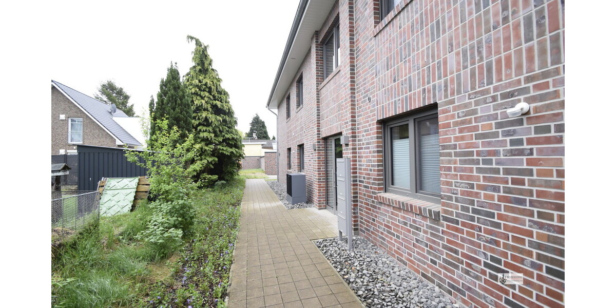 Zuwegung zur Haustür