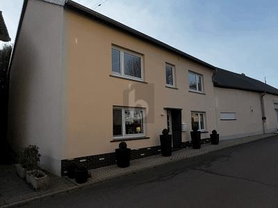 KERNSANIERT, NÄHE LUXEMBURG, GARAGE UND GALERIE - Einfamilienhaus Geichlingen | Angebot:27449868