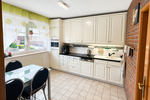 3D: Familienglück in ruhiger Lage - Sehr gepflegtes Einfamilienhaus mit Kamin, Balkon und viel Platz - Reihenendhaus Gangelt | Angebot:26777849