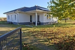 Ländliche Ruhe trifft moderneTechnik- Energiesparender Neubau-Bungalow - Einfamilienhaus Falkenberg | Angebot:26785333