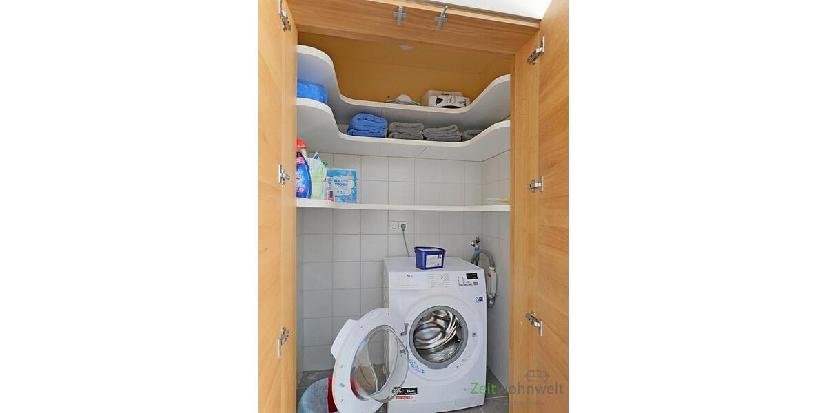 Waschmaschine im Wandschrank