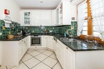 Großzügiges Zuhause mit umzäunten Gartengrundstück und vielseitigem Studio - Einfamilienhaus Schönthal | Angebot:27038045