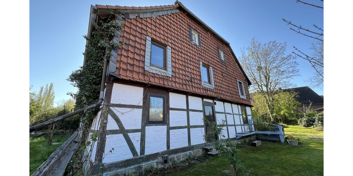 Giebelseite des Hauses