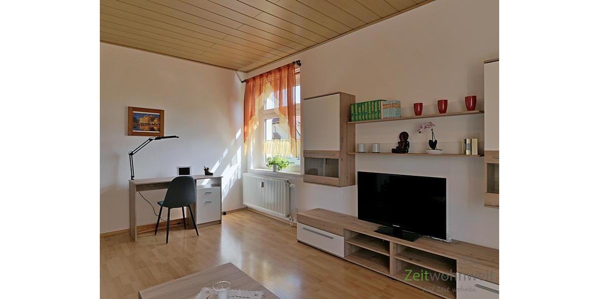 Schreibtisch im Wohnzimmer