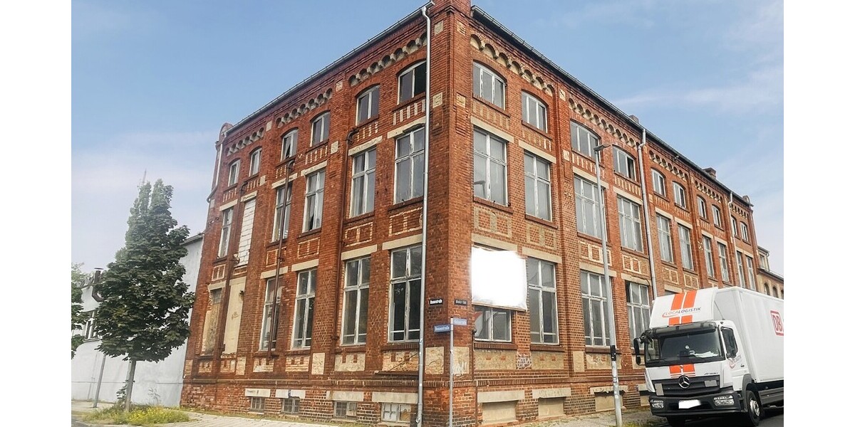 Stadtteil-Luckenwalde MFH (4 WE + 1 GE) & Rohbau -Ausbau zu MFH mit ca.1.000 - 1.200 qm Wohnfläche ! - Mehrfamilienhaus, Wohnhaus Luckenwalde | Angebot:26765907