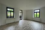 Zur ANLAGE: Komplett renoviert und modernisiert - mit Tageslichtbad, Balkon, Garage und Stellplatz! - Erdgeschoßwohnung Bärenstein Niederschlag | Angebot:26003489