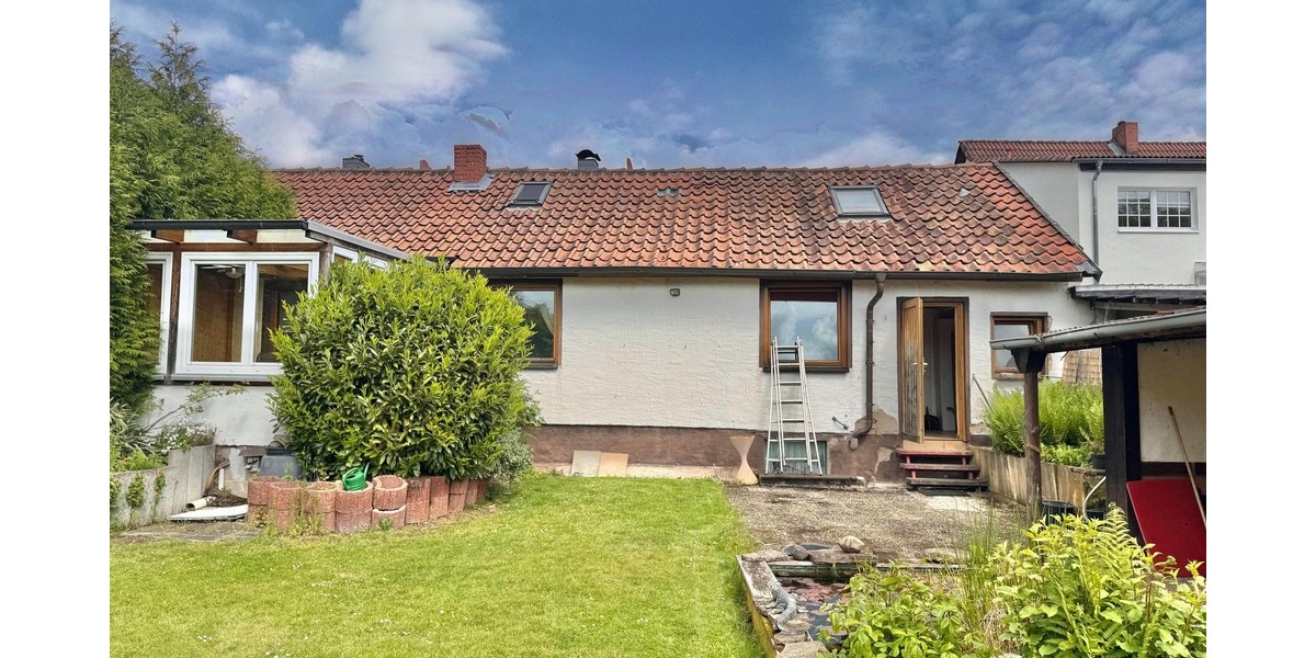 mit KI verändert - Hausansicht Hinterhaus