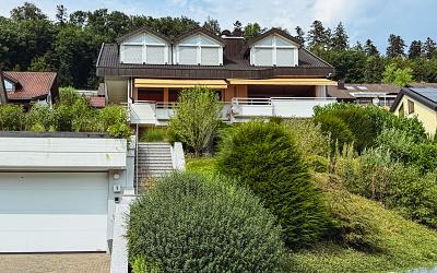 SELTENE GELEGENHEIT FÜR ANSPRUCHSVOLLE - Einfamilienhaus Waldkirch | Angebot:27072304