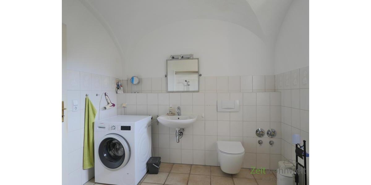 WC und Waschmaschine