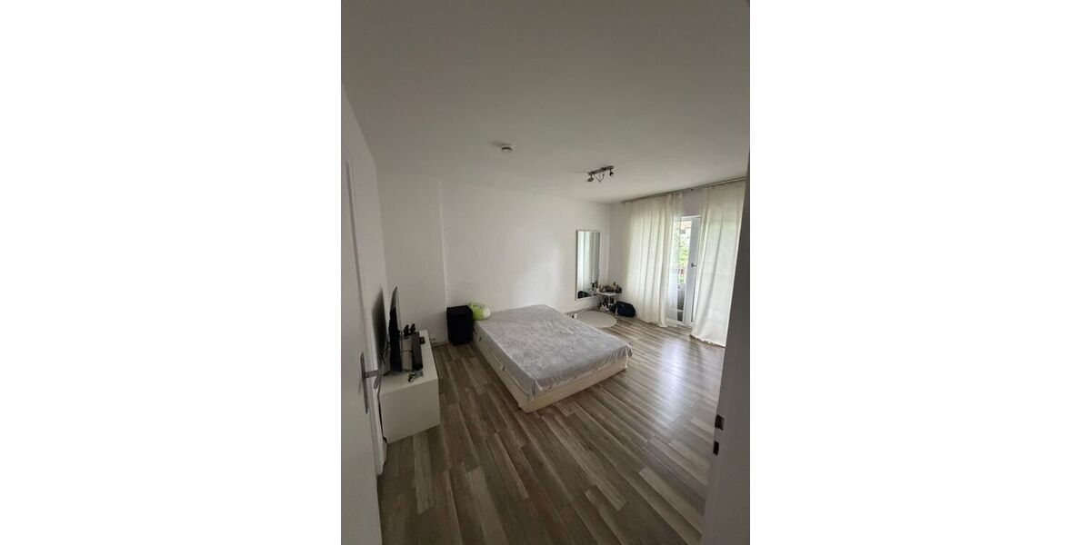 Provisionsfrei* Einziehen & Wohlfühlen: Helle 2-Zimmer-Wohnung in Hannover Ricklingen - 2- Hannover | Angebot:27082178