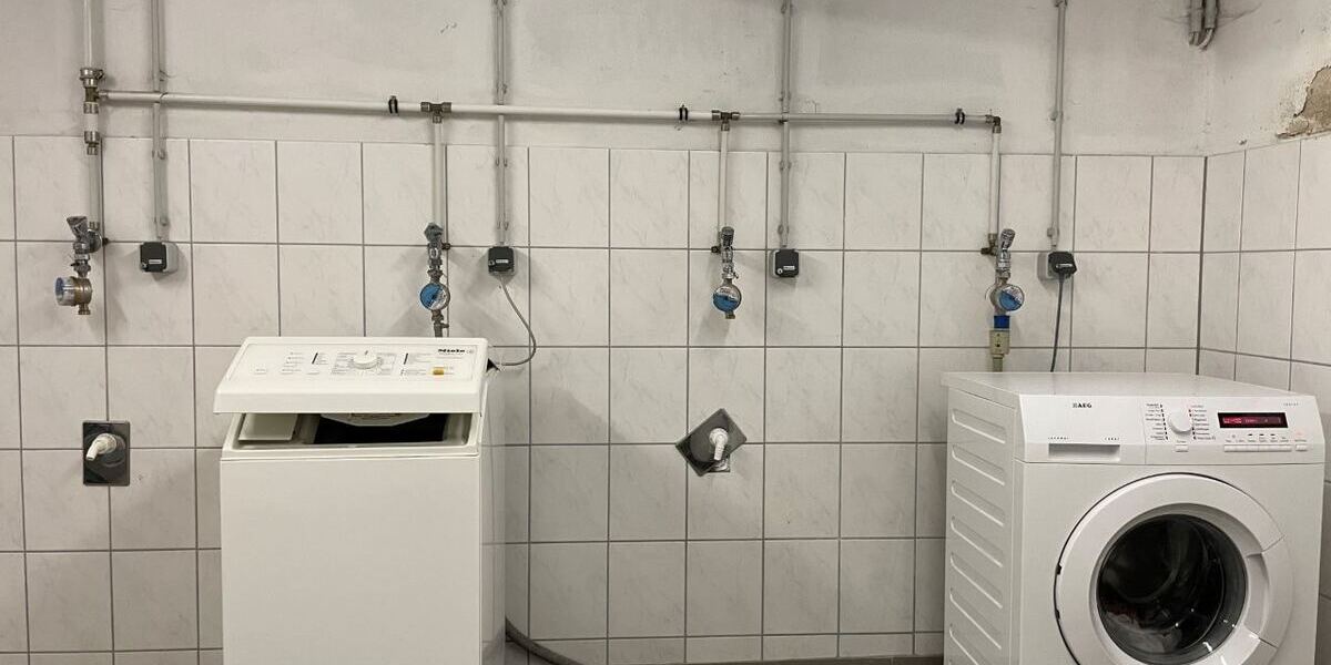 Platz für Waschmaschine und Trockner