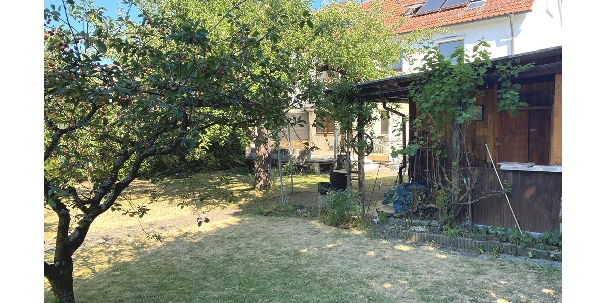 Neu-Ulm: Modernisiertes Mehrfamilienhaus (DHH) mit idyllischem Garten in Donau-Nähe - Mehrfamilienhaus, Wohnhaus Neu-Ulm / Offenhausen Offenhausen | Angebot:26994809