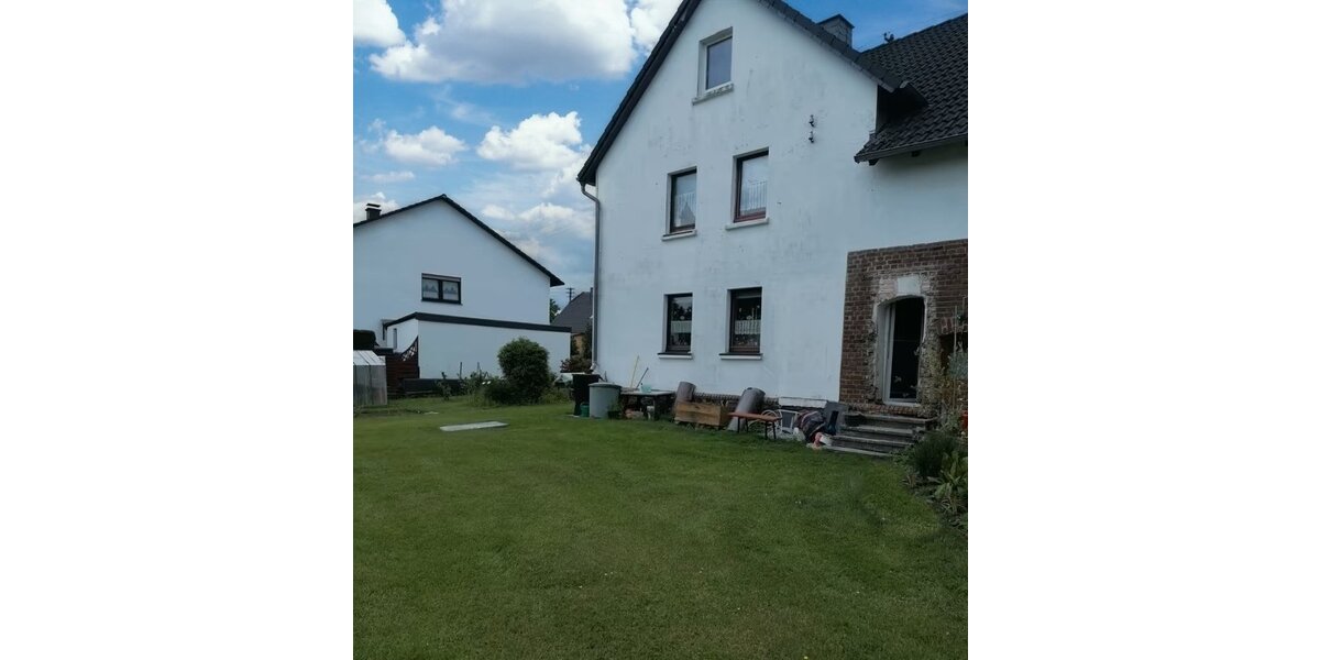 Nauroth, EFH + Nebengeb. - Einfamilienhaus Nauroth | Angebot:26888190