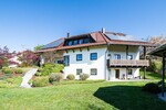 Ein Zuhause, das berührt: Exklusives Anwesen mit Traumgarten & Südterrasse in Roding - Einfamilienhaus Roding | Angebot:26490952