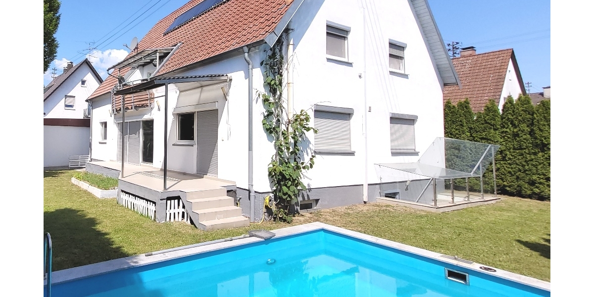 Wohntraum in Augsburg-Bärenkeller Ein- oder Zweifamilienhaus mit Pool - Zweifamilienhaus Augsburg / Bärenkeller Bärenkeller | Angebot:27312622