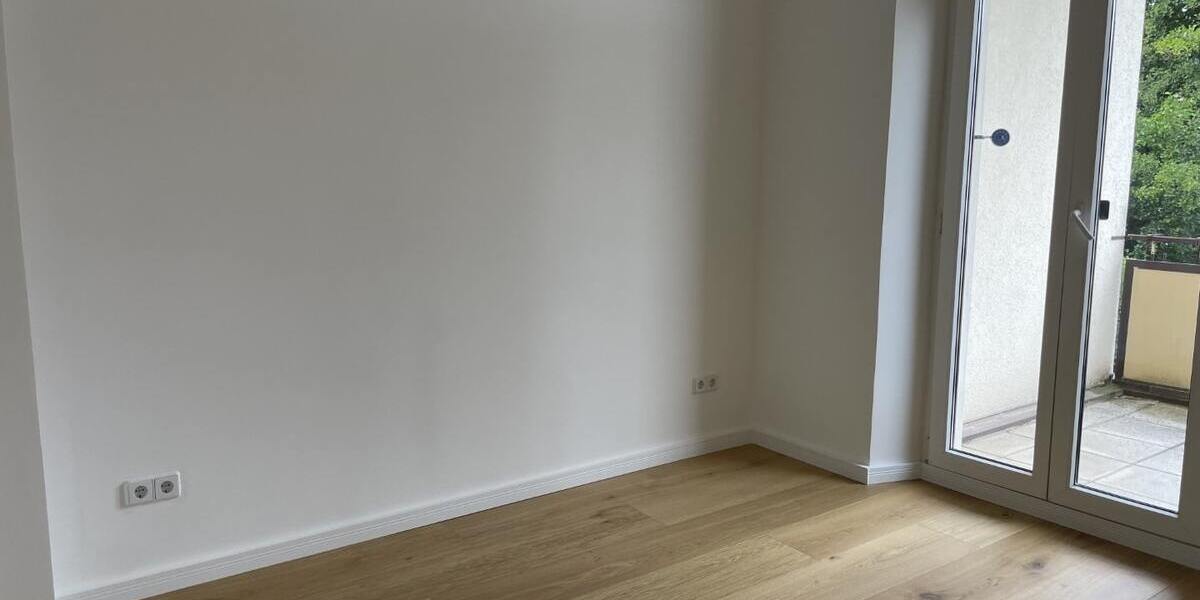 Beispiel Zimmer mit Balkon