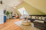 GANZ OBEN – GEMÜTLICHE MAISONETTE – BEZUGSFREI – DUSCHBAD MIT FENSTER – TG-PARKER - Dachgeschoßwohnung Dresden Strehlen | Angebot:27318190