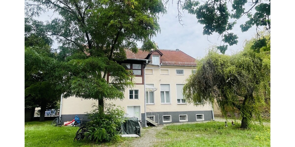 Rückseite vom MFH - Gartenbereich (Baugrundstück - Erweiterung)