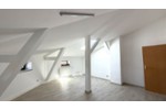 Zentral gelegene 3-Zimmer Wohnung im Dachgeschoss mit Einbauküche - Dachgeschoßwohnung Mittweida Rößgen | Angebot:27207669