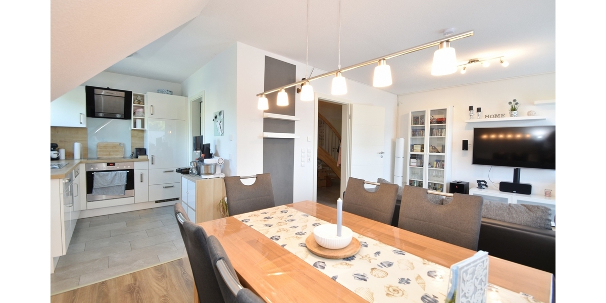 Obergeschosswohnung mit Balkon in zentraler Lage am Untenende! - Etagenwohnung Papenburg | Angebot:26586998